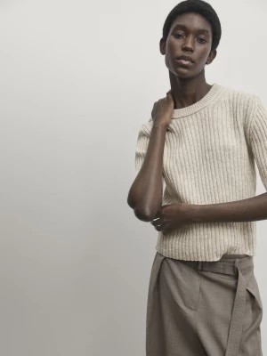 Zdjęcie produktu Prążkowany Sweter Z Dzianiny Z Krótkim Rękawem - Beżowy Pop - - Massimo Dutti - Kobieta