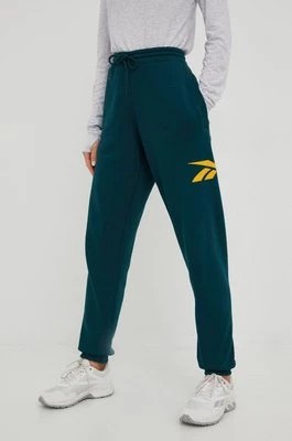 Zdjęcie produktu Reebok Classic spodnie dresowe damskie kolor zielony z nadrukiem