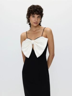Zdjęcie produktu Reserved - Sukienka z kontrastową kokardą - czarny