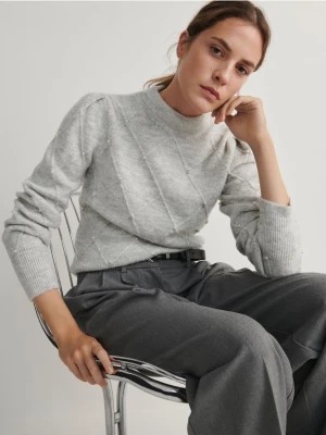 Zdjęcie produktu Reserved - Sweter z dekoracyjnymi detalami - jasnoszary