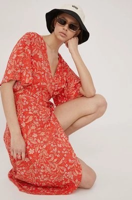 Zdjęcie produktu Rip Curl sukienka kolor czerwony maxi rozkloszowana