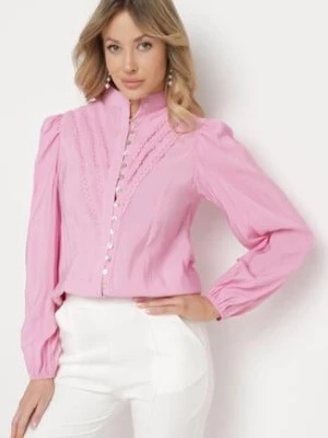 Zdjęcie produktu Różowa Koszula w Stylu Retro ze Stójką i Koronkowymi Lamówkami Holora