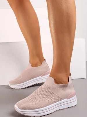 Zdjęcie produktu Różowe Wsuwane Buty Sportowe z Miękką Cholewką na Niskiej Platformie Dionema