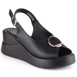 Zdjęcie produktu Skórzane sandały damskie na koturnie czarne Filippo DS4406