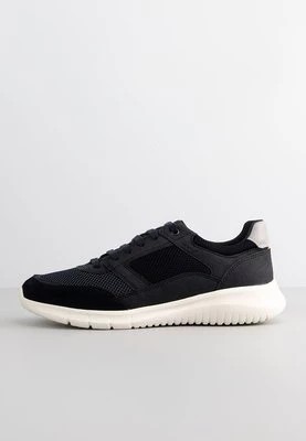 Zdjęcie produktu Sneakersy niskie Geox