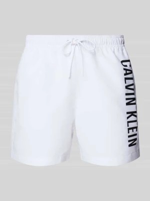 Zdjęcie produktu Spodenki kąpielowe o kroju regular fit z nadrukiem z logo Calvin Klein Underwear