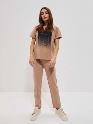 Zdjęcie produktu Spodnie damskie dresowe - beżowe Moodo