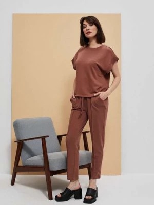 Zdjęcie produktu Spodnie dresowe damskie  brązowe Moodo