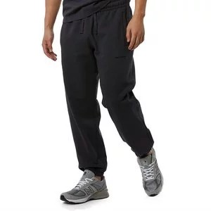 Zdjęcie produktu Spodnie dresowe New Balance MP23551PHM - czarne