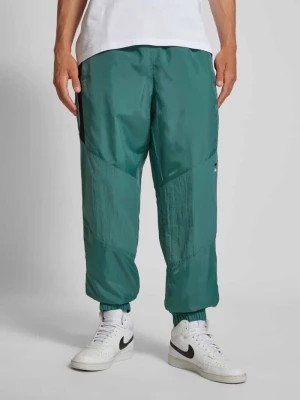 Zdjęcie produktu Spodnie dresowe z elastycznym ściągaczem Nike