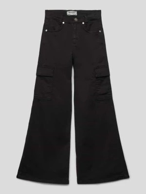 Zdjęcie produktu Spodnie materiałowe z nakładanymi kieszeniami Blue Effect