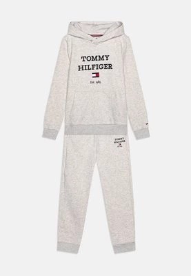 Zdjęcie produktu Spodnie treningowe Tommy Hilfiger