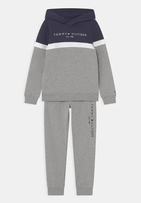 Zdjęcie produktu Spodnie treningowe Tommy Hilfiger