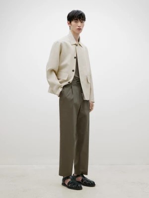 Zdjęcie produktu Spodnie Z Zaszewkami O Kroju Relax Fit − Limited Edition - Zielony - - Massimo Dutti - Mężczyzna
