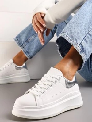 Zdjęcie produktu Biało-Srebrne Sznurowane Sneakersy z Imitacji Skóry na Platformie Filamena
