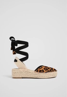 Zdjęcie produktu Stradivarius Sznurowane espadryle w panterkę  Dwukolorowy