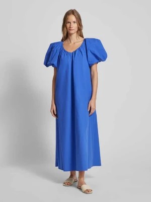 Zdjęcie produktu Sukienka midi z bufiastymi rękawami model ‘OLEGA’ YAS
