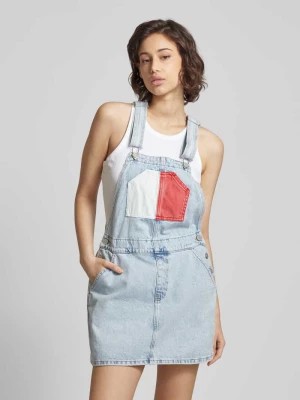 Zdjęcie produktu Sukienka na szelkach z imitacji denimu model ‘DUNGAREE’ Tommy Jeans