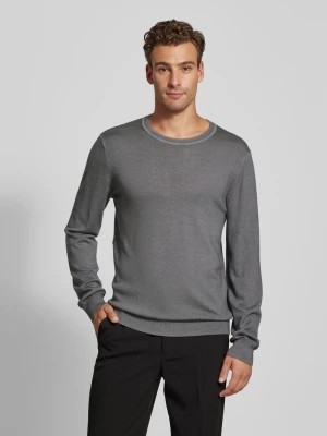 Zdjęcie produktu Sweter z dzianiny o kroju slim fit z żywej wełny z okrągłym dekoltem OLYMP Level Five