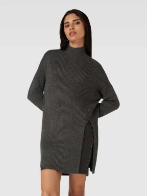 Zdjęcie produktu Sweter z dzianiny z głębokim, bocznym rozcięciem model ‘KATIA’ Only