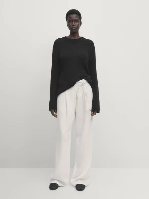 Zdjęcie produktu Sweter Z Dzianiny Z Okrągłym Dekoltem - Czarny - - Massimo Dutti - Kobieta