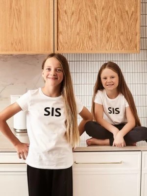 Zdjęcie produktu T-shirt dla dziewczynkii biały z napisem - SIS Family Concept by 5.10.15.