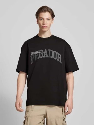 Zdjęcie produktu T-shirt o kroju oversized z nadrukiem z logo i okrągłym dekoltem Pegador