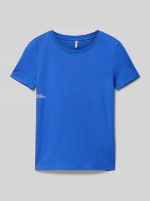Zdjęcie produktu T-shirt o kroju regular fit z nadrukiem z motywem model ‘KOGINA’ Only