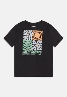 Zdjęcie produktu T-shirt z nadrukiem Abercrombie & Fitch
