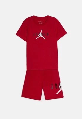 Zdjęcie produktu T-shirt z nadrukiem Jordan