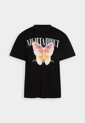 Zdjęcie produktu T-shirt z nadrukiem Night Addict