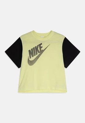 Zdjęcie produktu T-shirt z nadrukiem Nike Sportswear