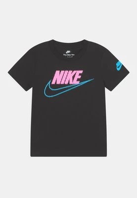 Zdjęcie produktu T-shirt z nadrukiem Nike Sportswear