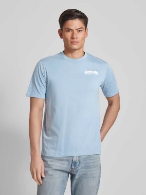 Zdjęcie produktu T-shirt z nadrukiem z logo model ‘Retro Logo’ Rotholz