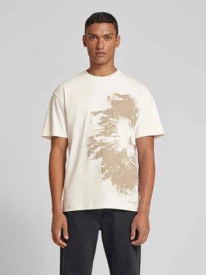 Zdjęcie produktu T-shirt z nadrukowanym motywem CK Calvin Klein