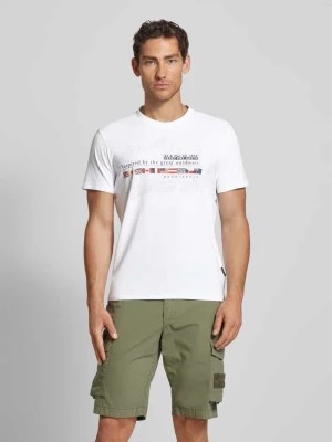 Zdjęcie produktu T-shirt z nadrukowanym motywem model ‘TURIN’ Napapijri