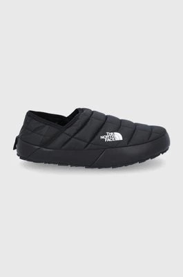 Zdjęcie produktu The North Face Kapcie Thermoball Traction Mule kolor czarny NF0A3UZNKY41