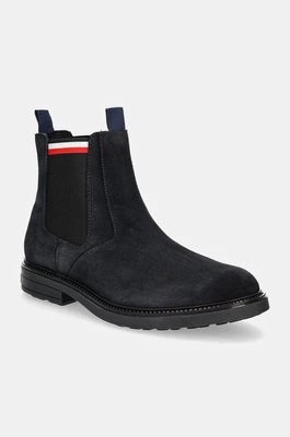 Zdjęcie produktu Tommy Hilfiger sztyblety zamszowe HILIFGER OUTDOOR SUEDE CHELSEA męskie kolor granatowy FM0FM05191