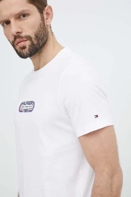 Zdjęcie produktu Tommy Hilfiger t-shirt bawełniany męski kolor beżowy z nadrukiem MW0MW34429