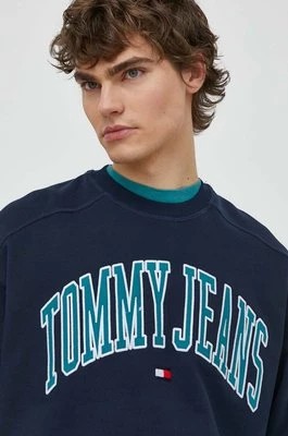 Zdjęcie produktu Tommy Jeans bluza bawełniana męska kolor granatowy z nadrukiem DM0DM18628