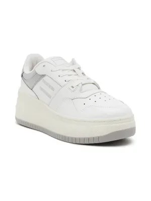 Zdjęcie produktu Tommy Jeans Skórzane sneakersy TJW RETRO BASKET FLATFORM PATENT