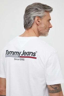 Zdjęcie produktu Tommy Jeans t-shirt bawełniany męski kolor biały z nadrukiem DM0DM18590