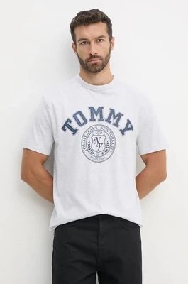 Zdjęcie produktu Tommy Jeans t-shirt bawełniany męski kolor szary z nadrukiem DM0DM18542