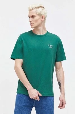 Zdjęcie produktu Tommy Jeans t-shirt bawełniany męski kolor zielony z aplikacją DM0DM18872