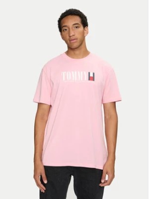 Zdjęcie produktu Tommy Jeans T-Shirt DNA Flag DM0DM18533 Różowy Regular Fit