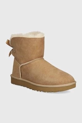 Zdjęcie produktu UGG śniegowce zamszowe Mini Bailey Bow II kolor beżowy 1016501-SAN