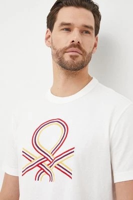 Zdjęcie produktu United Colors of Benetton t-shirt bawełniany kolor biały z aplikacją