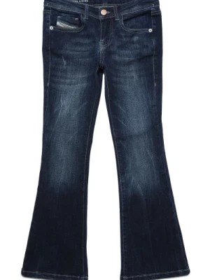 Zdjęcie produktu Wąskie jeansy z rozszerzanymi nogawkami i przetarciami Diesel