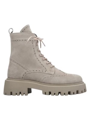 Zdjęcie produktu Women's Grey Ankle Boots with Laces made of Genuine Suede Estro Er00113498 Estro