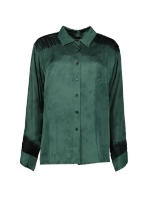 Zdjęcie produktu Wyrafinowana Rosali Chemise w zielono-czarnym Tie & Dye Rabens Saloner
